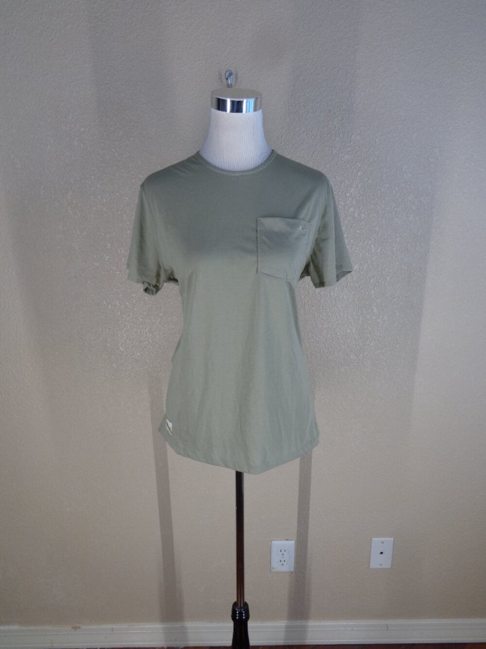 Women's Tracksmith New England Logo T-Shirt Tan sz Small